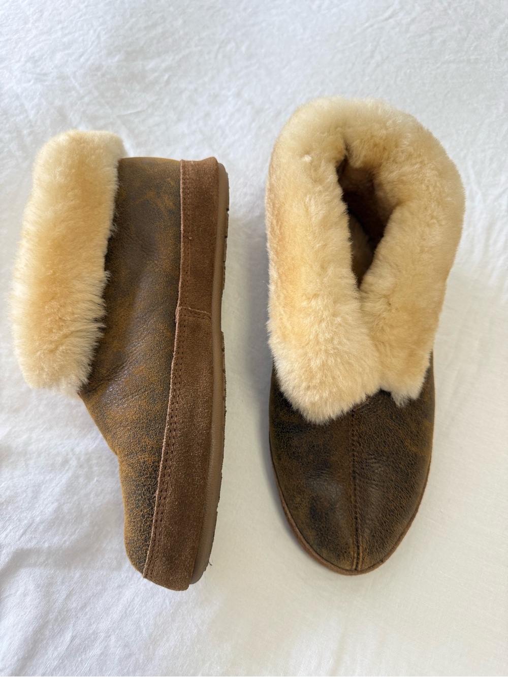 Overland | Men's 10 | Ethan Sheepskin Slippers Australia | Brown Beige | EUC